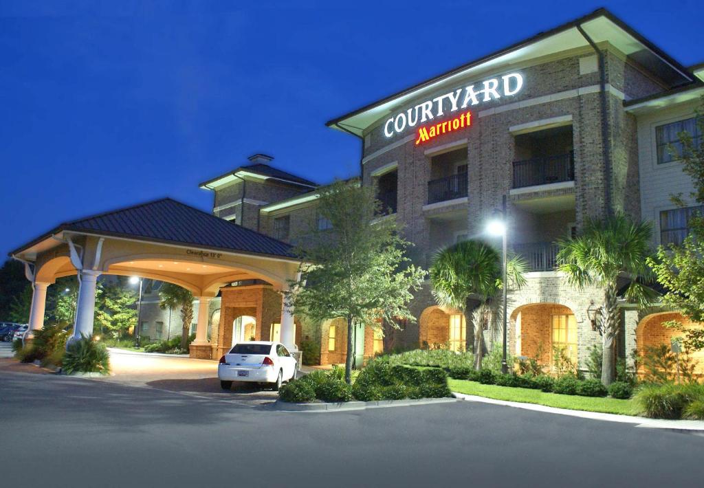 Courtyard Charleston Mount Pleasant Main image 1